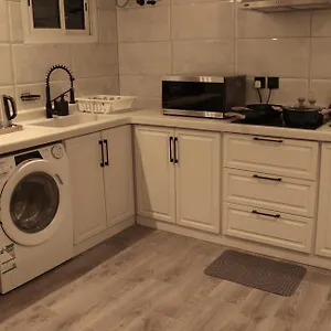 شقة Cozy Apartment, Two Bedroom, Full Kitchen